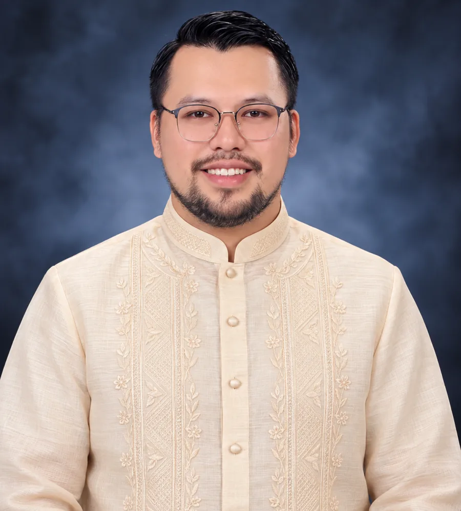 Portrait of Joshua Flores